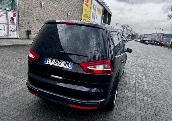 Ford Galaxy cena 27999 przebieg: 332000, rok produkcji 2013 z Wieleń małe 301